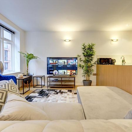 City Centre, 2 Bedroom, Secured Parking, 3 King Bed, Wifi Sleep 6 Guest Comfortable On Three King Size Beds, Jewellery Quarter , Birmingham City Centre , Allocated Secured Parking Exteriör bild