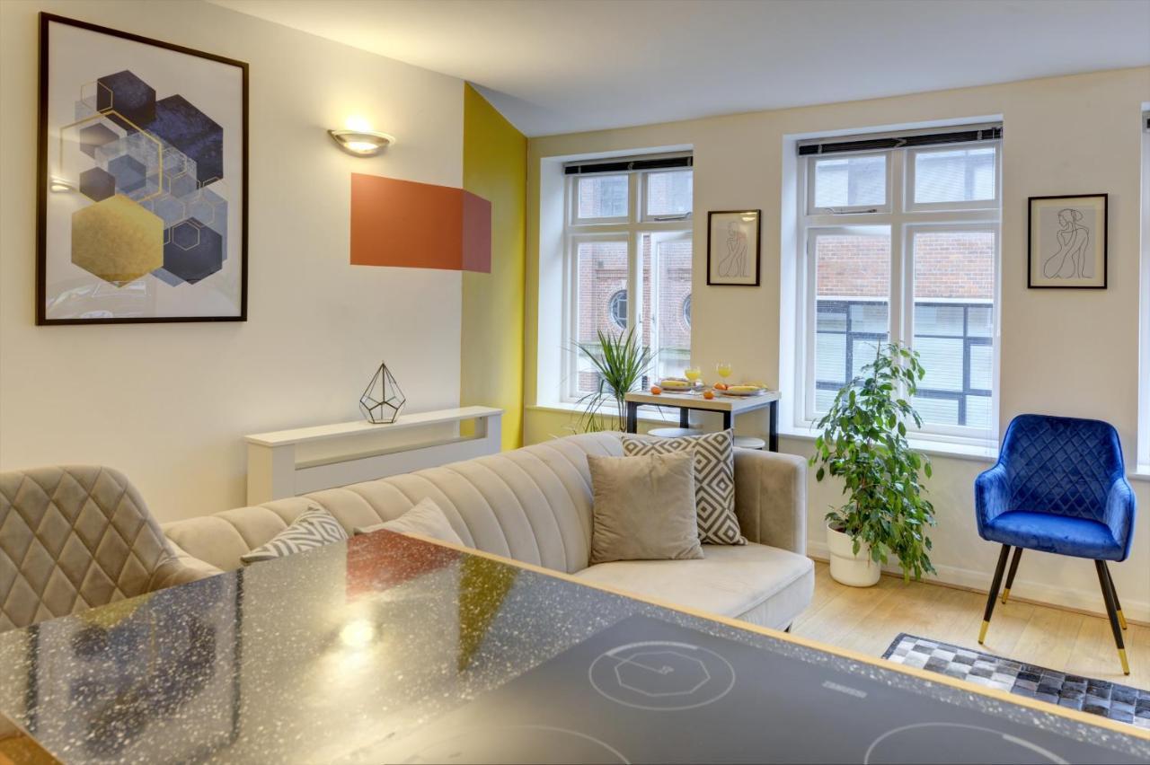 City Centre, 2 Bedroom, Secured Parking, 3 King Bed, Wifi Sleep 6 Guest Comfortable On Three King Size Beds, Jewellery Quarter , Birmingham City Centre , Allocated Secured Parking Exteriör bild