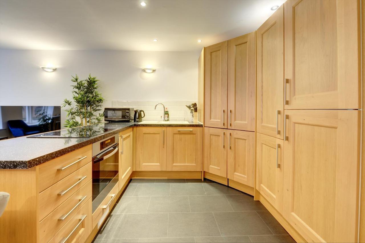 City Centre, 2 Bedroom, Secured Parking, 3 King Bed, Wifi Sleep 6 Guest Comfortable On Three King Size Beds, Jewellery Quarter , Birmingham City Centre , Allocated Secured Parking Exteriör bild