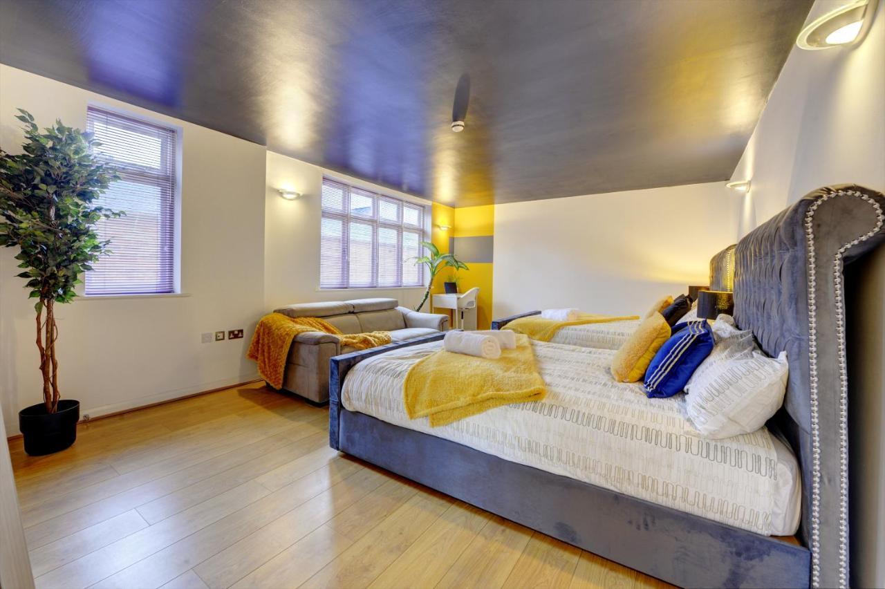 City Centre, 2 Bedroom, Secured Parking, 3 King Bed, Wifi Sleep 6 Guest Comfortable On Three King Size Beds, Jewellery Quarter , Birmingham City Centre , Allocated Secured Parking Exteriör bild
