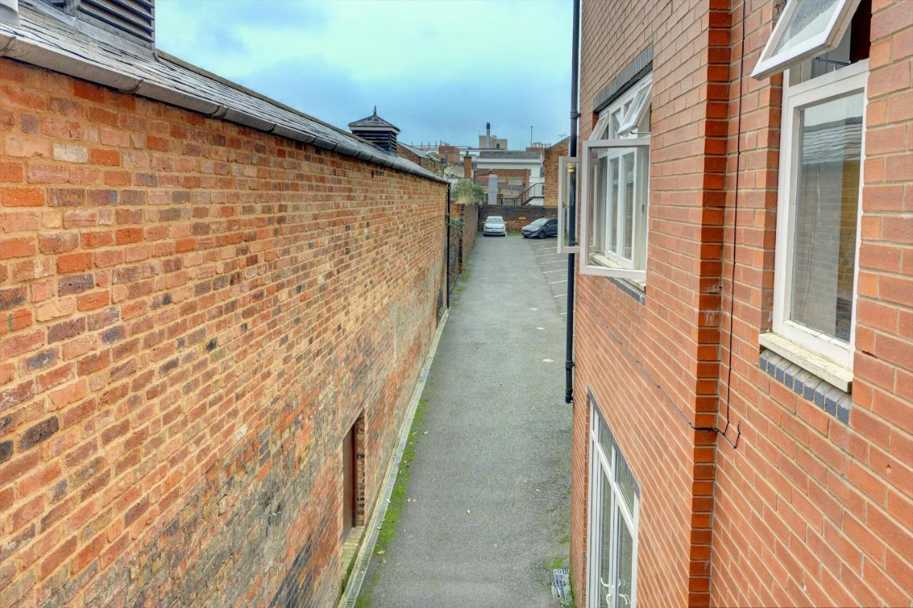 City Centre, 2 Bedroom, Secured Parking, 3 King Bed, Wifi Sleep 6 Guest Comfortable On Three King Size Beds, Jewellery Quarter , Birmingham City Centre , Allocated Secured Parking Exteriör bild