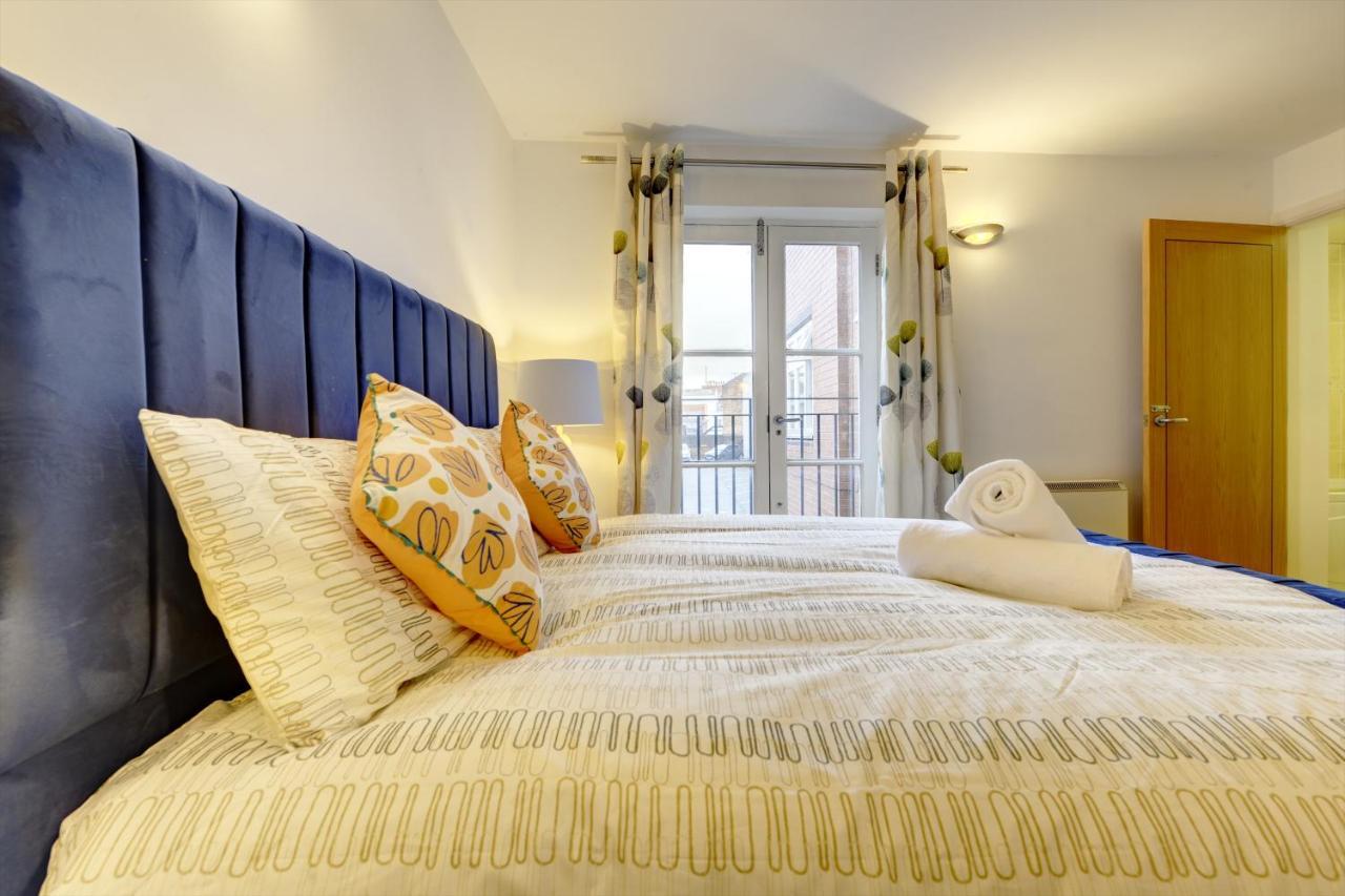 City Centre, 2 Bedroom, Secured Parking, 3 King Bed, Wifi Sleep 6 Guest Comfortable On Three King Size Beds, Jewellery Quarter , Birmingham City Centre , Allocated Secured Parking Exteriör bild