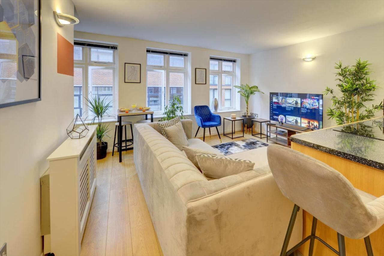 City Centre, 2 Bedroom, Secured Parking, 3 King Bed, Wifi Sleep 6 Guest Comfortable On Three King Size Beds, Jewellery Quarter , Birmingham City Centre , Allocated Secured Parking Exteriör bild